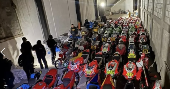 Tịch thu dàn mô tô hiếm trị giá 40 triệu USD của cựu VĐV Olympic