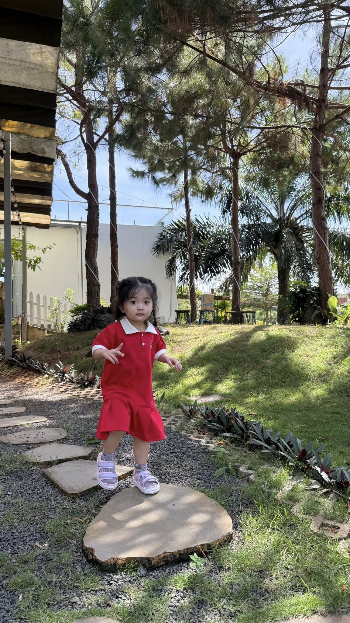 3 con nhà Khánh Thi - Phan Hiển đón Tết dương lịch ở Đà Lạt - Ảnh 6.