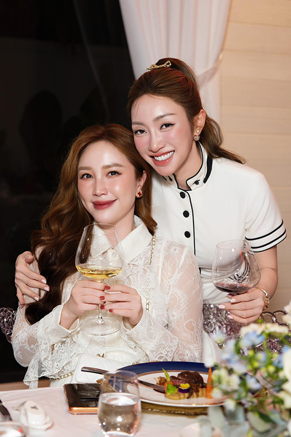 Con trai 4 tuổi đáng yêu của Chi Bảo - Lý Thùy Chang - Ảnh 7.