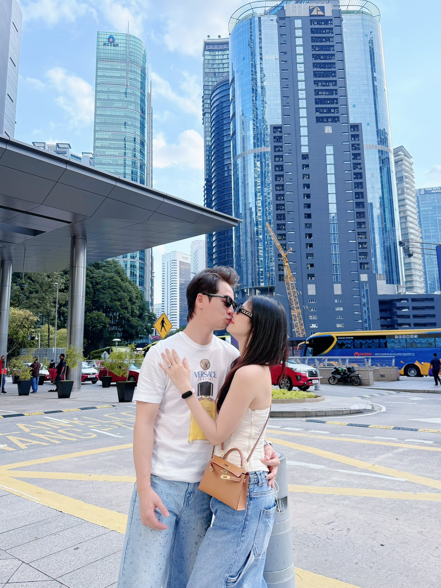 52931809039808693820575871453335169659269602n