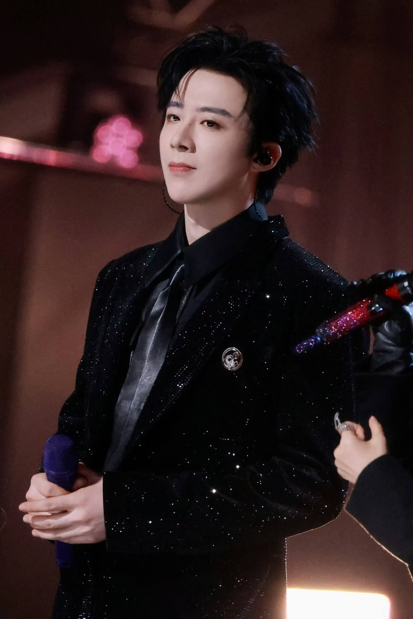 Sức hút và tầm ảnh hưởng 'khủng' của Lưu Vũ Ninh sau 10 năm làm nghề - Ảnh 1