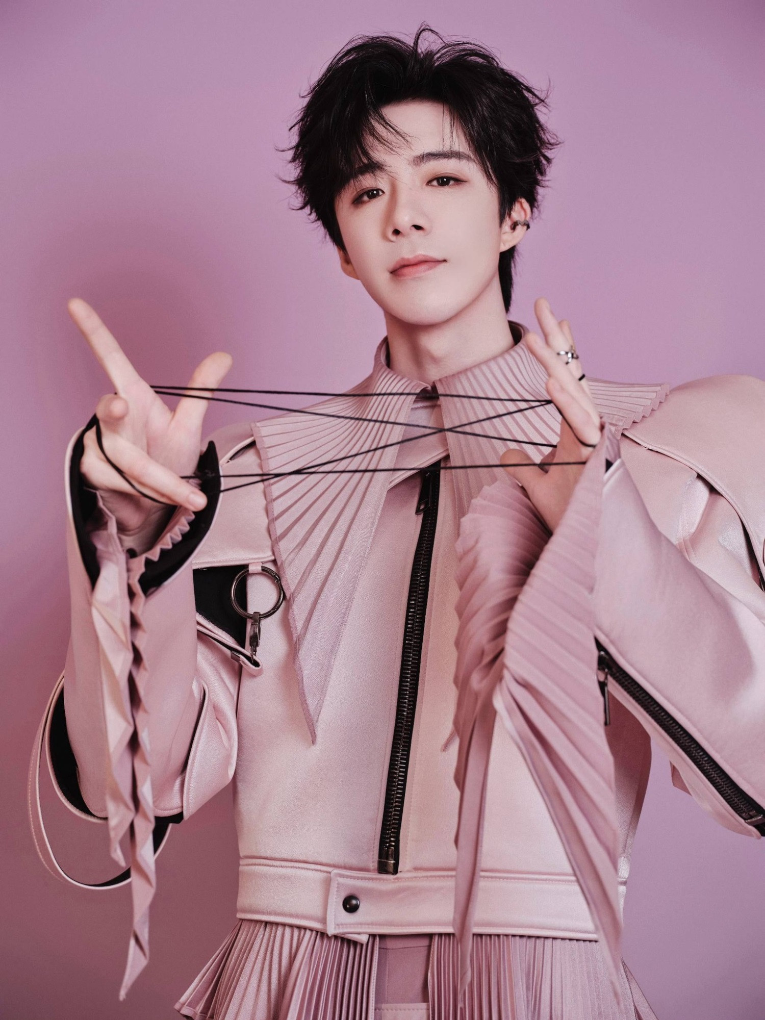 Sức hút và tầm ảnh hưởng 'khủng' của Lưu Vũ Ninh sau 10 năm làm nghề - Ảnh 2