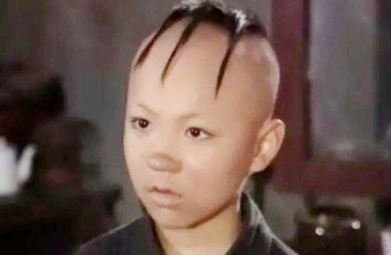 Từng là ngôi sao nổi tiếng, 'cậu bé Tam Mao' ngày nào giờ chật vật mưu sinh