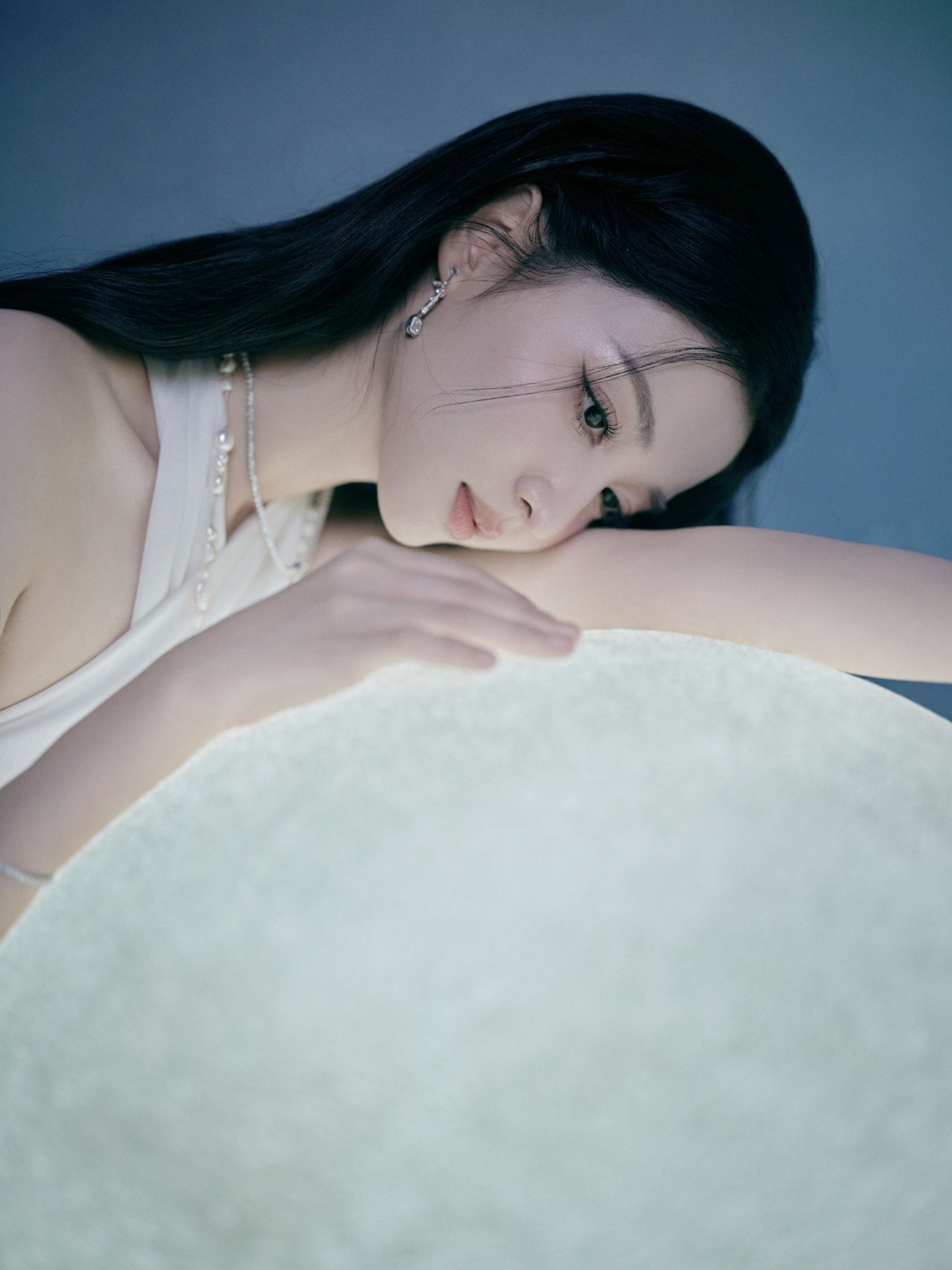 Cuối ngày hôm nay (6/1/2026), 3 con giáp 'số đỏ' sau được phúc lành soi đường dẫn lối, hưởng vinh hoa phú quý, tình duyên 'bủa vây' - Ảnh 2