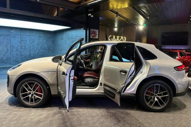 Vũ Văn Thanh chi 500 triệu cho bạn gái và cuộc sống sang chảnh ở tp . Hcm - Ảnh 4.