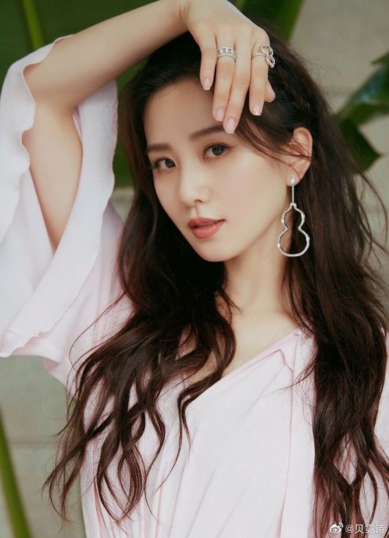 Đúng 16h30 ngày mai, thứ Năm 8/1/2026, 3 con giáp tài lộc vô vàn, tiền bạc vô biên, sự nghiệp lội ngược dòng ngoạn mục  - Ảnh 2