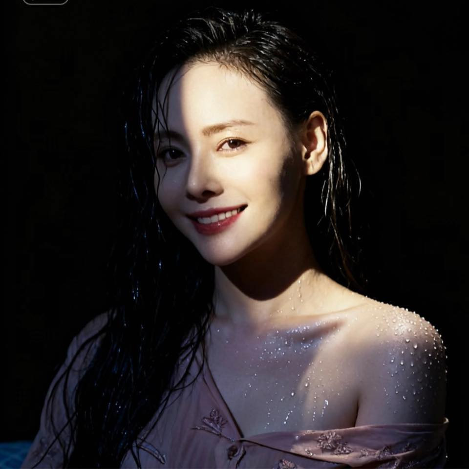 Người tình bí mật của NSND Trung Anh trong 'Lằn ranh' có sắc vóc đời thực ra sao? - Ảnh 9.