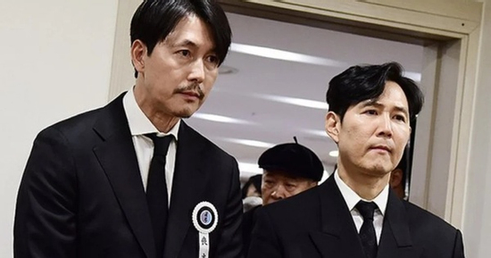 Tài tử Lee Jung Jae, Jung Woo Sung túc trực đám tang của Ahn Sung Ki