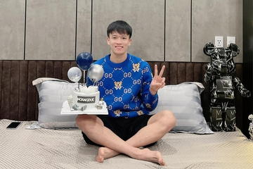 Tiền vệ Hoàng Đức hé lộ căn hộ siêu sang ở Hà Nội, soi nội thất choáng ngợp