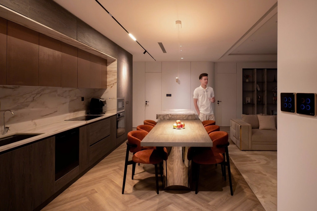 Khám phá căn hộ thông minh của Tiền vệ Hoàng Đức tại Hà Nội - Ảnh 6.