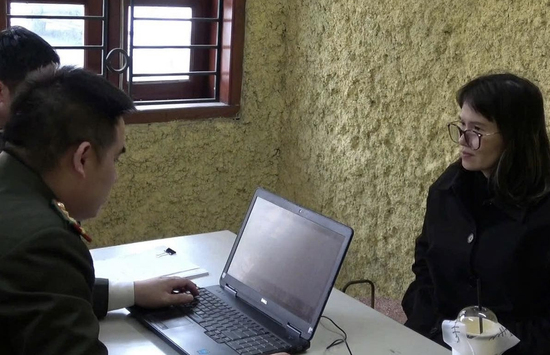 Bắt tạm giam Hoàng Thị Hồng Thái