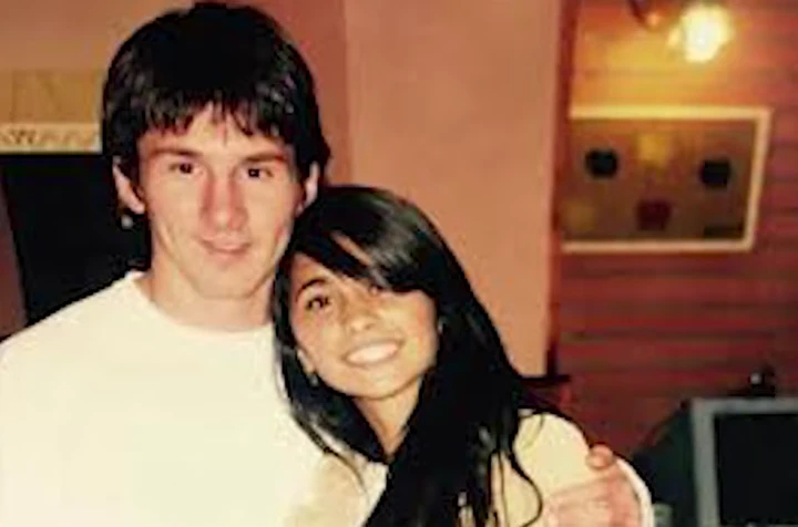 Tình yêu thanh mai trúc mã của Messi và Antonela.