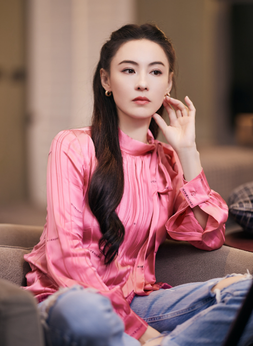 Mời mọi người đến thăm nhà, Trương Bá Chi bị chê để 'nhà như bãi chiến trường' - Ảnh 3