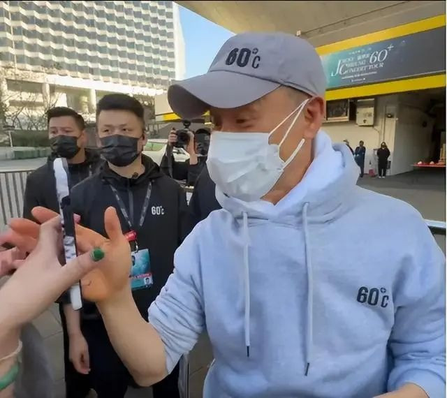 6950c5fbdf367original