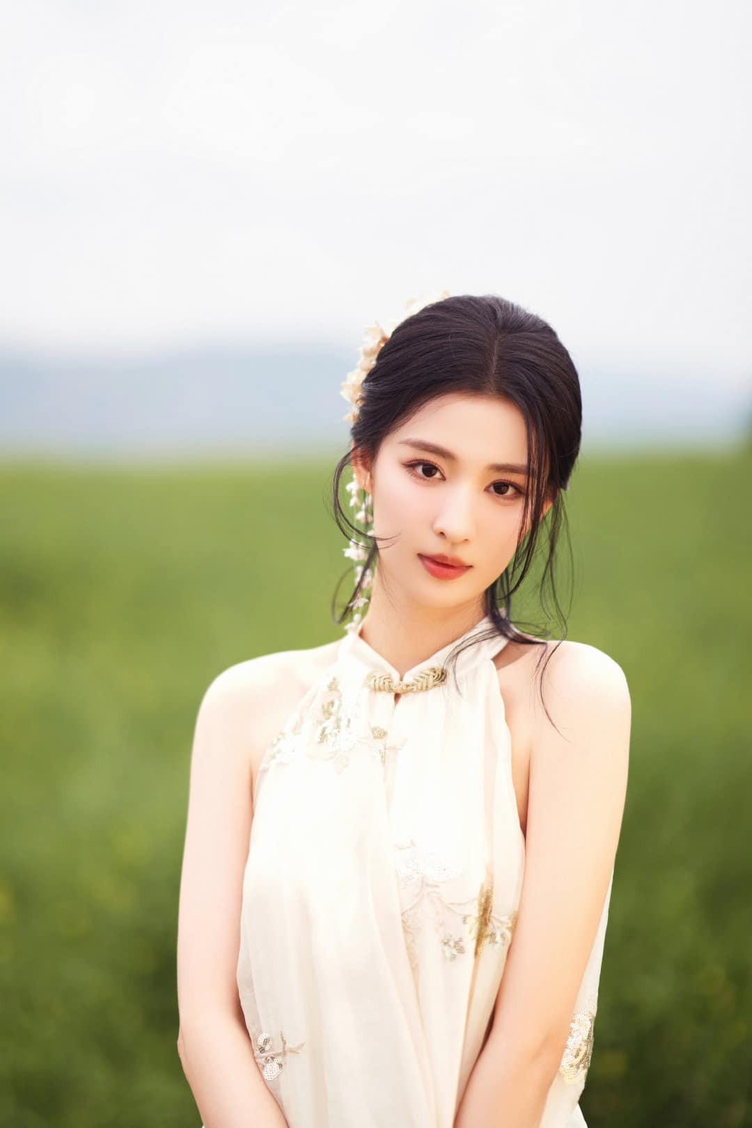 Sau hôm nay, thứ Năm 8/1/2026, thời tới cản không được, 3 con giáp được Bồ Tát phù hộ, phú quý tự nhiên đến, càng có tuổi càng giàu sang sung túc - Ảnh 2