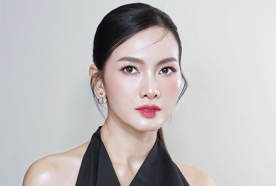 Siêu mẫu Anh Thư tiết lộ lý do thẳng thừng 'né' đại gia ở tuổi 43