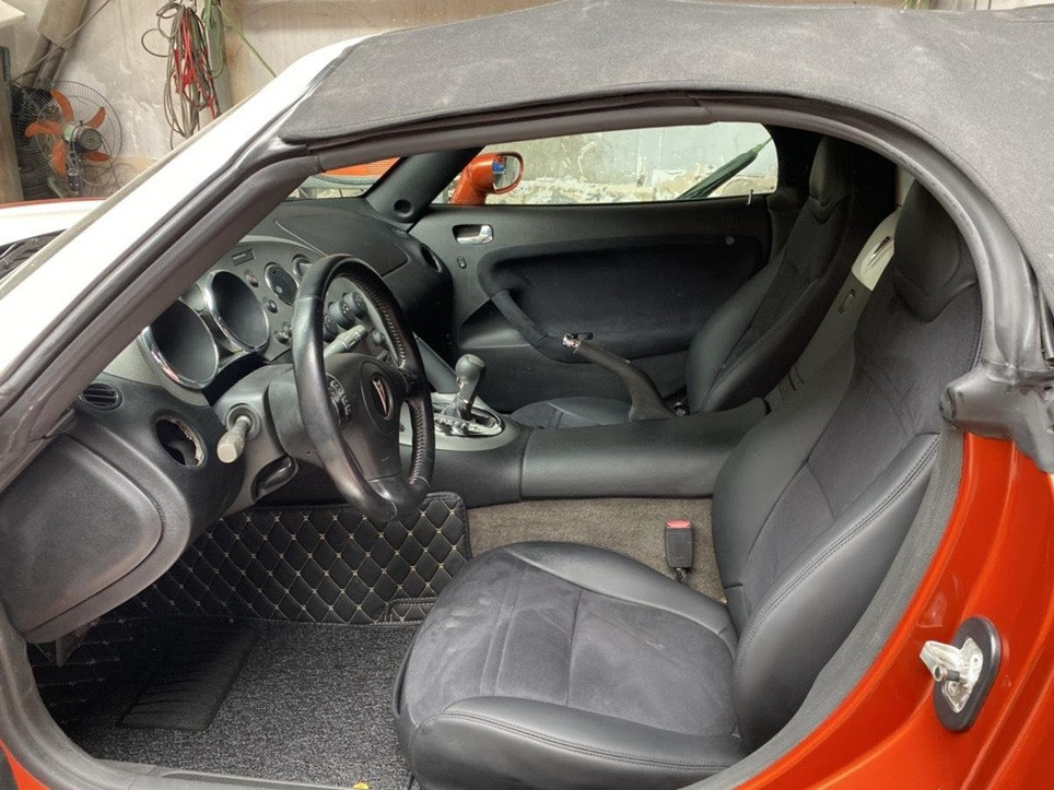 Pontiac Solstice 5.jpg