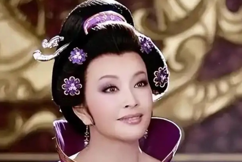 Lưu Hiểu Khánh 'gây sốt' khi tái diễn vai Võ Tắc Thiên ở tuổi 76