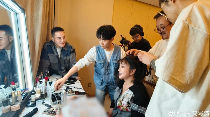 Lưu Hiểu Khánh 'gây sốt' khi tái diễn vai Võ Tắc Thiên ở tuổi 76 - Ảnh 2