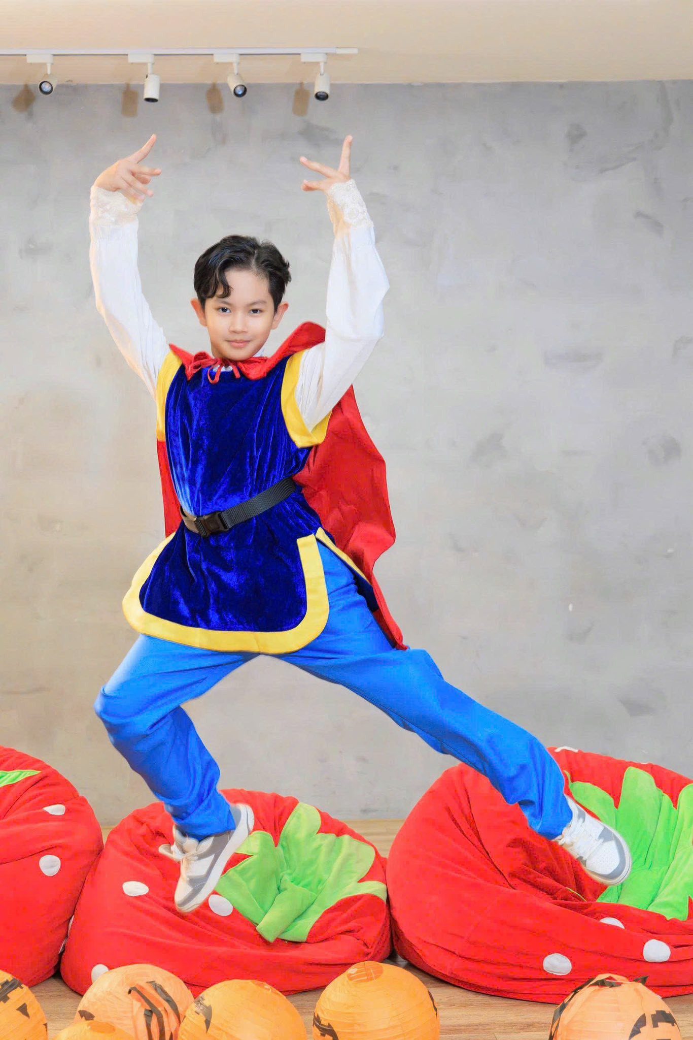 Phan Hiển 'giật mình' vì sự cao lớn của con trai 10 tuổi - Ảnh 8.