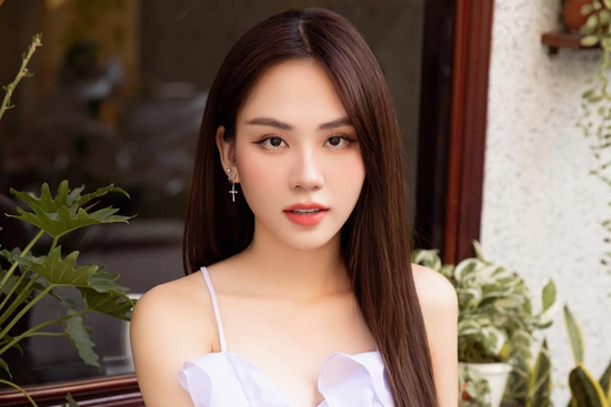 Hoa hậu quê Đồng Nai từng đi học bằng máy bay, giờ ra sao?