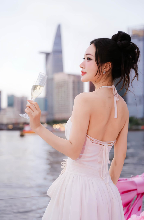 thanh-hue-2-1791769552.png