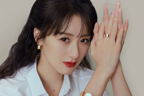 Trúng số độc đắc vào đúng ngày 14/10/2026, 3 con giáp rủng rỉnh tiền tài, thăng quan tiến chức