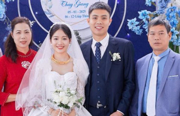 Đám cưới đặc biệt: Chú rể rước dâu chỉ mất 30 giây, khách đi ăn cưới nhầm rạp