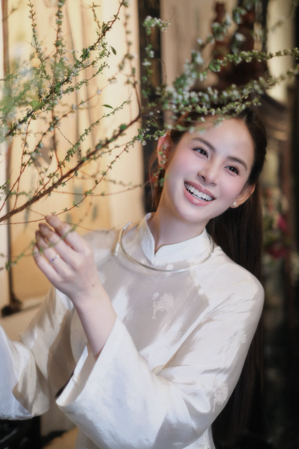 huong-lien-4-1792114749.png