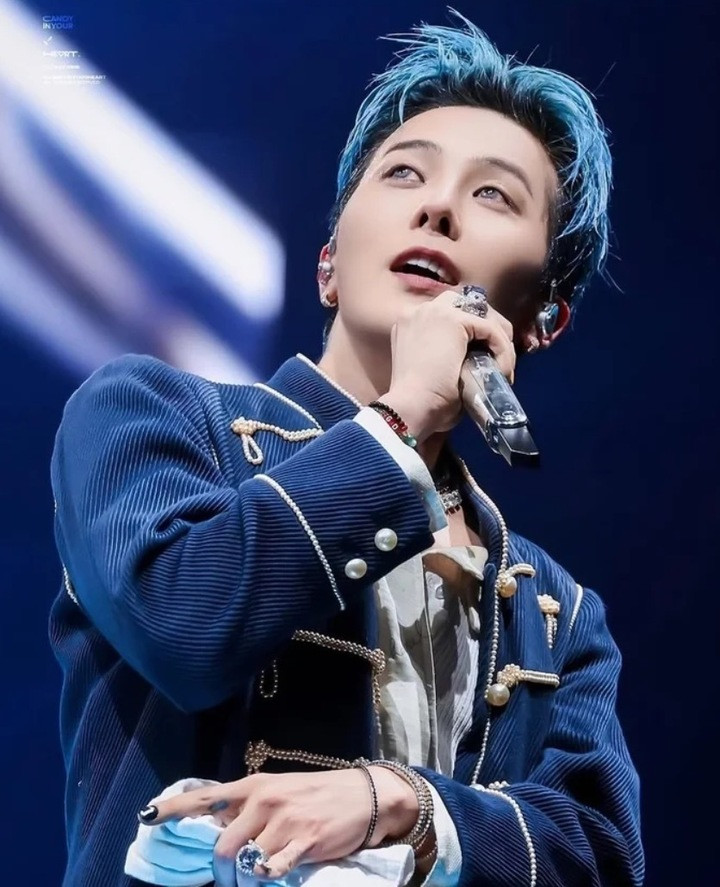 G-Dragon vẫn độc thân sau nhiều tin đồn tình ái.