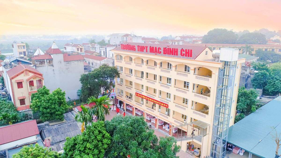 Nam sinh đánh cô giáo ở Hà Nội có thể bị xử lý nào?