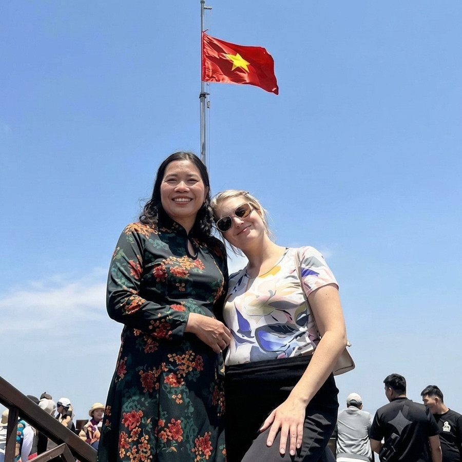 anh anh.jpg