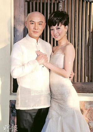 Trương Vệ Kiện và bà xã bị chỉ trích vì hành động khi đi ăn nhà hàng - Ảnh 2
