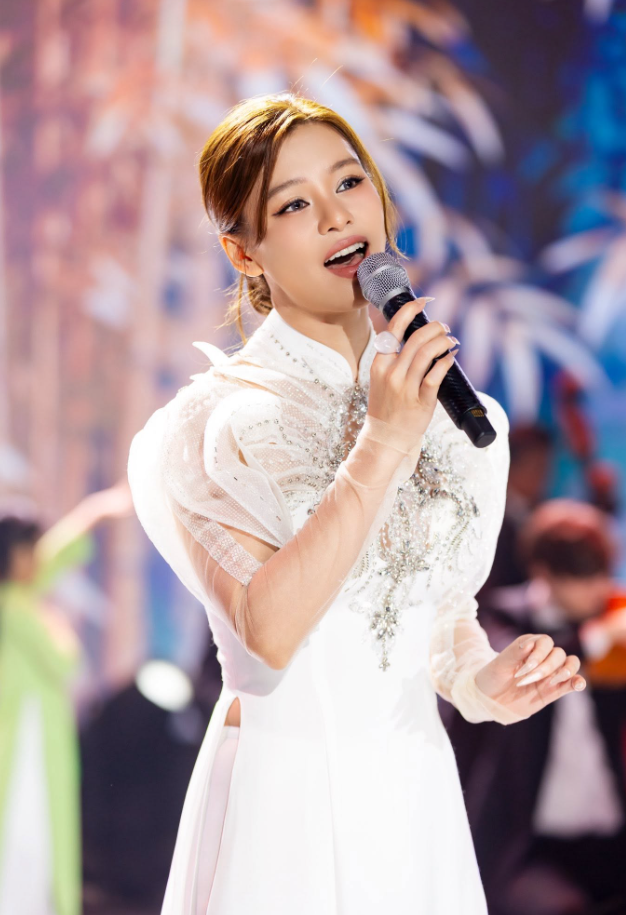 bui-lan-huong-2-1792632932.png