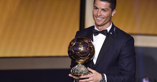 France Football lên tiếng về giải thưởng Ronaldo đang dẫn đầu áp đảo