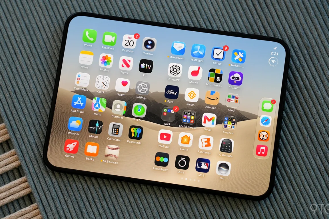 iPhone Duo nứt màn hình chỉ sau 6 giờ sử dụng?插图3 iPhone Duo bị phàn nàn quá nóng khi sử dụng, đánh giá thực tế hé lộ gì?