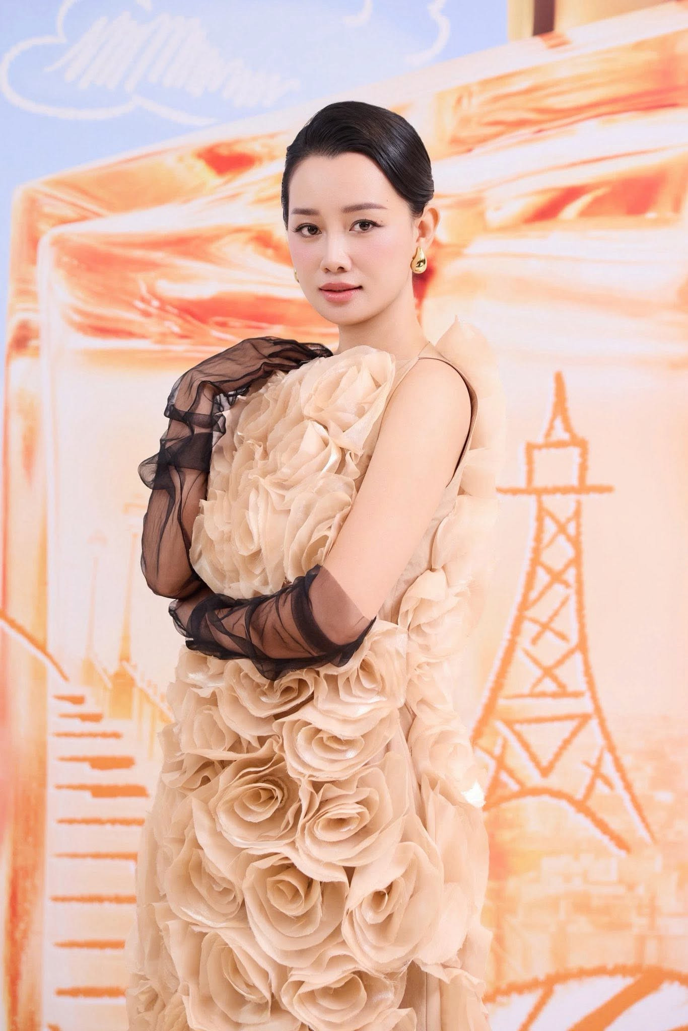 mcquynhchi.jpg