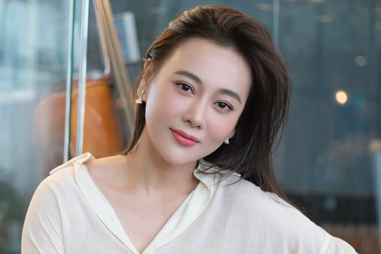Động thái mới của Phương Oanh giữa lúc Shark Bình hầu tòa