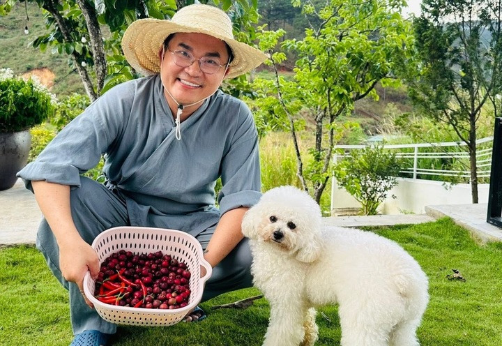 Nam NSƯT đóng phim dẫn đầu phòng vé: MC đình đám Vbiz, U50 độc thân giàu có - 3