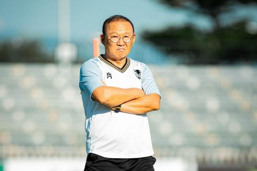 doi-bong-cua-hlv-park-hang-seo-tao-bat-ngo-lon-thang-dam-6-3-ap-sat-top-dau-thai-league-2-1-1793084945.jpg