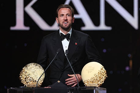 Harry Kane 33 tuổi nhận Quả bóng Vàng: Những nỗ lực âm thầm rồi cũng đơm hoa kết trái
