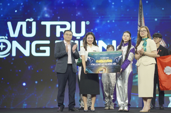 Người trẻ và giải pháp chi tiêu linh hoạt cùng BIDV JCB Hybrid