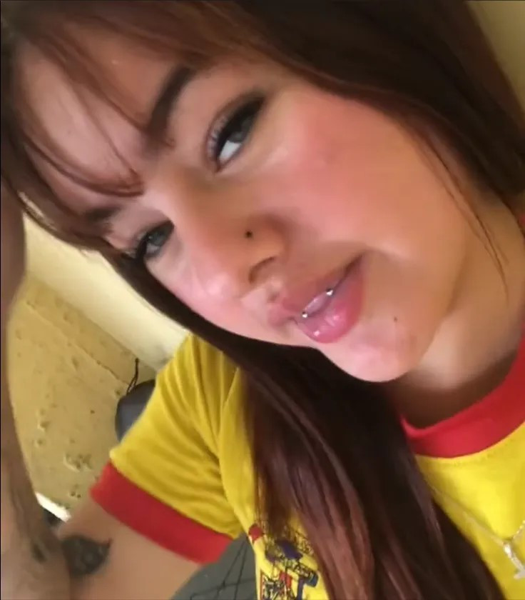 2-1793094842.jpg