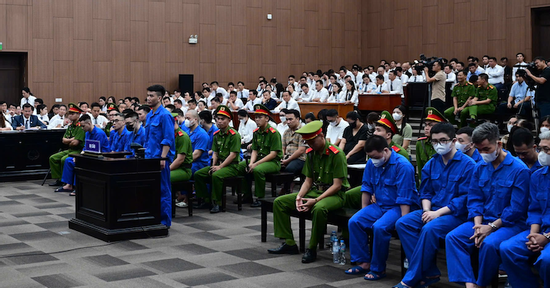 Nguyễn Thanh Phong khai em gái giữ nghìn tỷ của Mr Pips nhưng không mang gì về nhà
