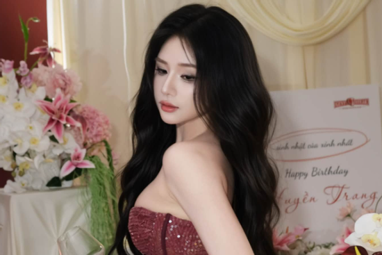 Hot girl Hà Nội SN 1999 lấy nam thần phim VTV, từng ở cữ tại phòng Tổng thống, nay khoe sắc vóc nóng bỏng