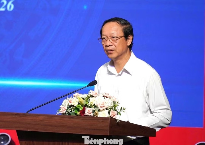 Thứ trưởng Phạm Ngọc Thưởng yêu cầu không để tái diễn sai phạm tại điểm thi Trường THPT chuyên Tuyên Quang trong kỳ thi năm 2027. Ảnh: Thanh Hiền.
