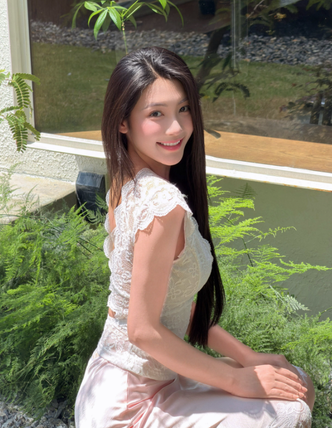 nong-thi-hang-3-1793242156.png