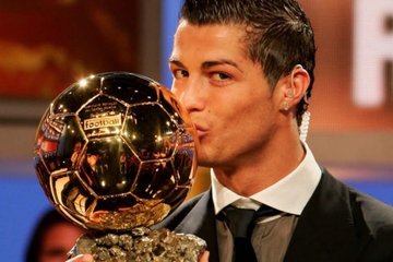 Ronaldo lên tiếng sau khi thắng Messi giành Quả bóng Vàng vĩ đại nhất lịch sử
