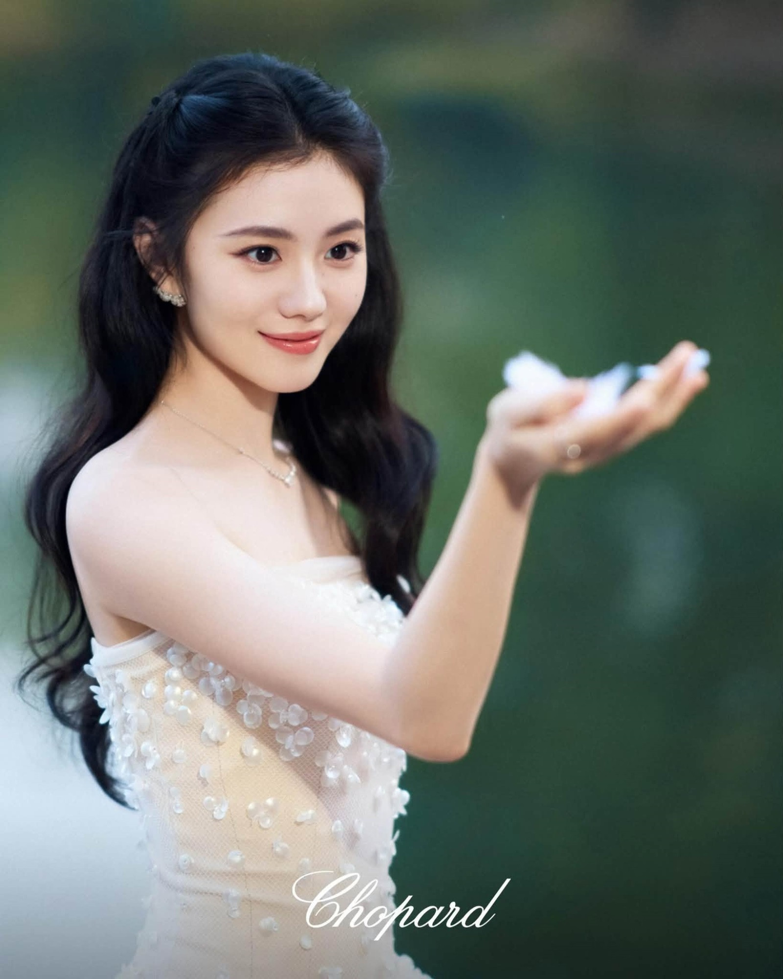 Đúng ngày mai, Chủ Nhật 1/11/2026, khổ tận cam lai, hưởng trọn lộc Trời, 3 con giáp phúc khí vô biên, vận may phủ đầy, tiền tài nối kéo nhau chạy vào túi - Ảnh 2