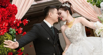 200 fan dự đám cưới ca sĩ Hoài Lâm, cô dâu Ngọc Trinh đeo vàng kín cổ